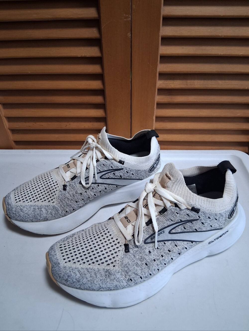 Brooks Glycerin GTS 20 StealthFit Knit Women's Running Shoe * Size: 9